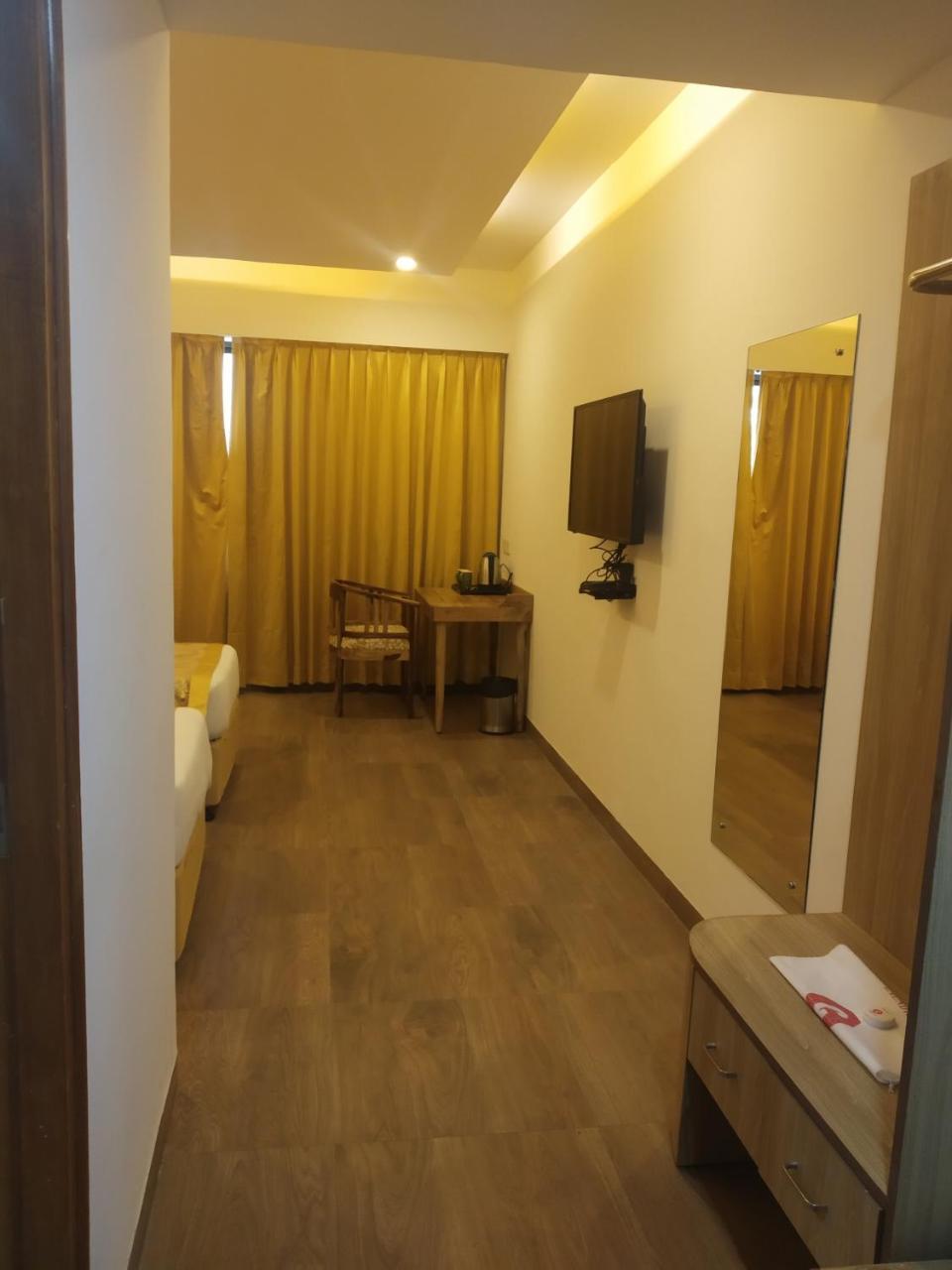 Cosmopolitan Hotels Madurai Buitenkant foto