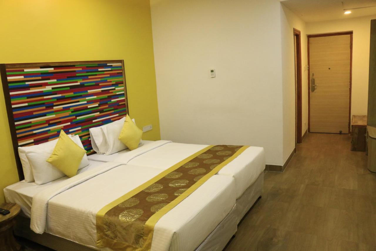 Cosmopolitan Hotels Madurai Buitenkant foto